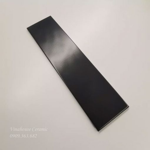 Gạch thẻ màu đen 100x300 mm
