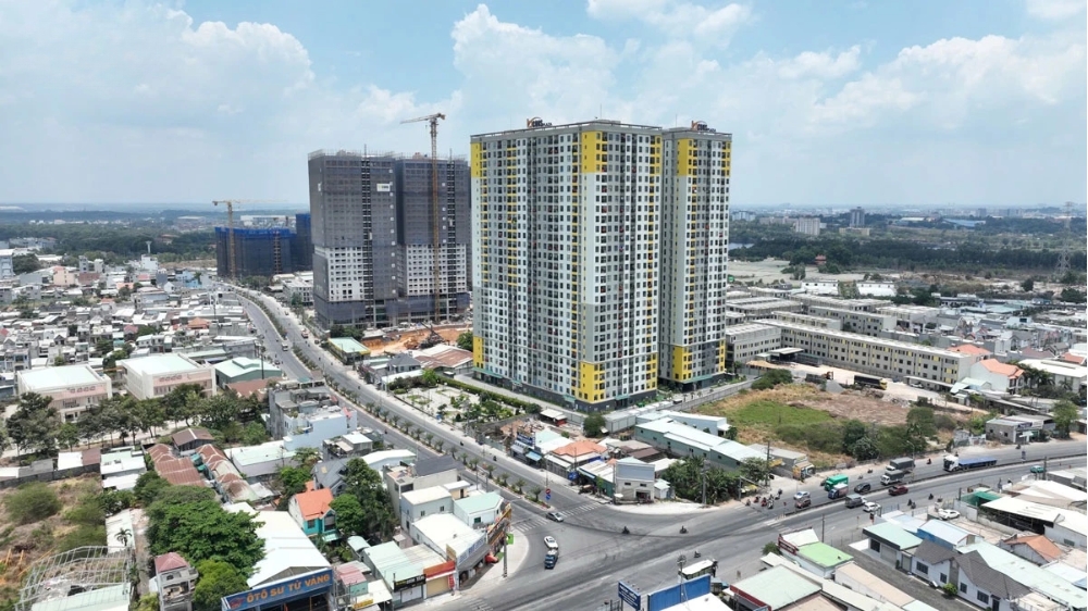 Các nhà đầu tư đang đẩy mạnh phát triển các dự án khu đô thị ở Dĩ An